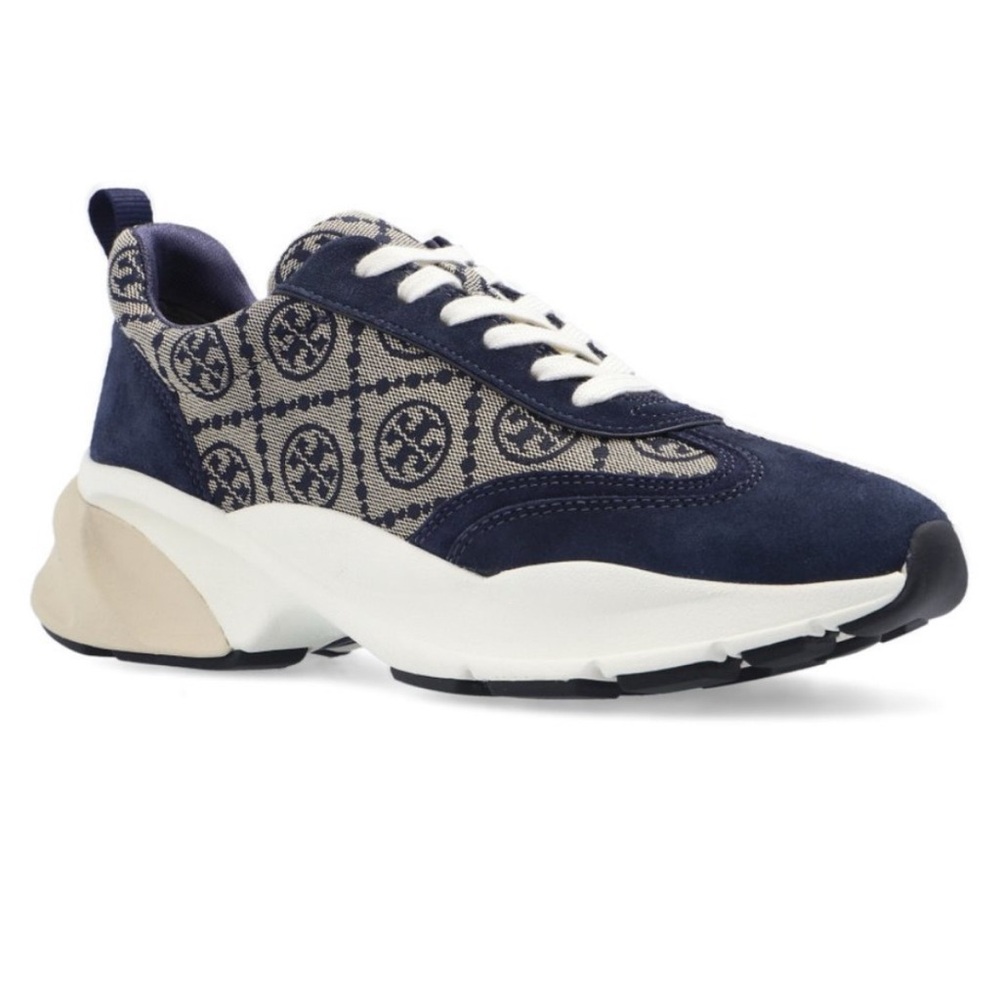 Tory Burch Sneakers
Brand New! Size 7